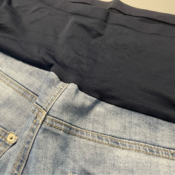 Time and Tru Maternity Medium 8-10 Blue Distressed Skinny Jeans PRELOVED - Picture 7 of 11
